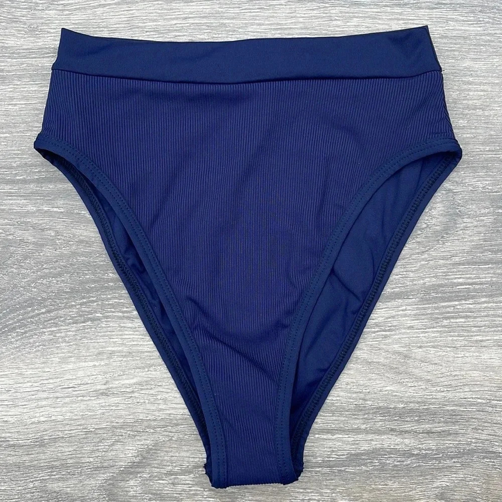 L*Space Tie Dye Wilder Bikini Top & Frenchi Bottoms, midnight blue - Picture 7 of 16